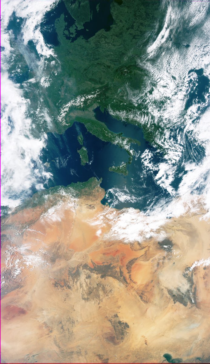 digitelektro1's tweet photo. Image if the day, Fengyun-3F true color over Europe and part of Africa.
Setup: 90cm mesh dish with custom made Feed/LNA /Dowconverter https://t.co/lZqORHYzQt