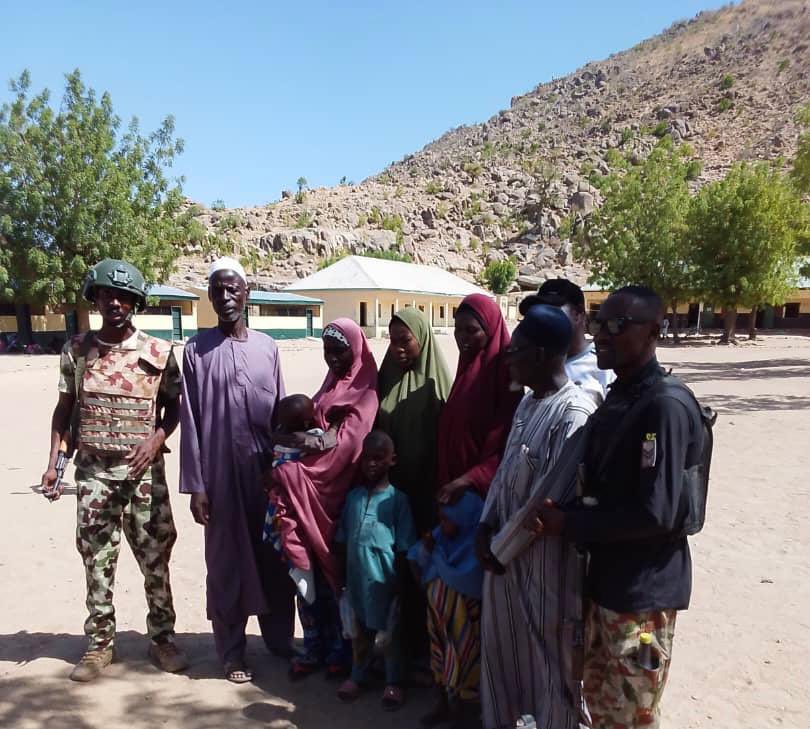 Nigerian Army tweet media