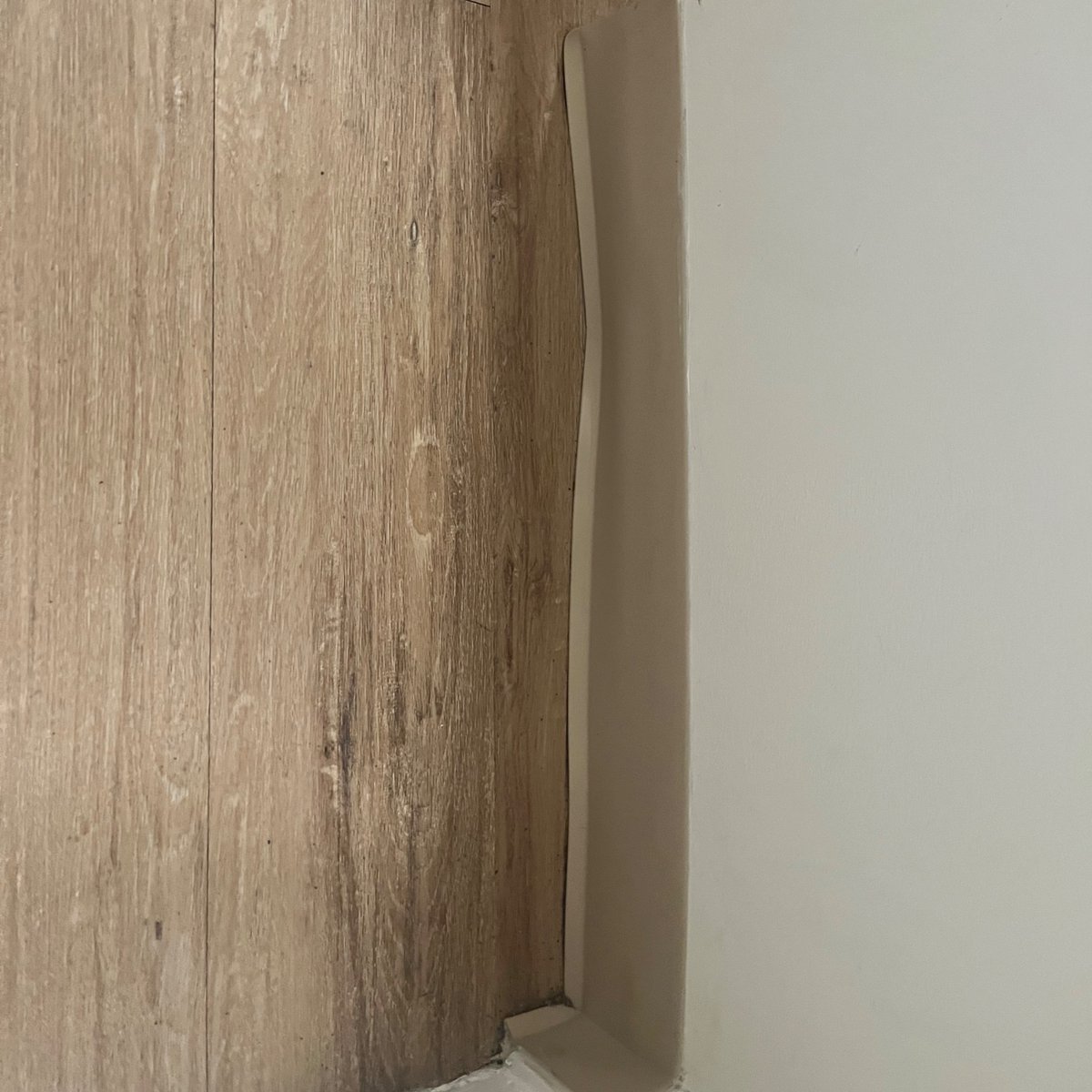 choc713's tweet image. I didn’t notice this until last night I couldn’t sleep why me? How did these contractors get away with this ? How Private owners how why this isn’t safe @NYCMayor #helpme