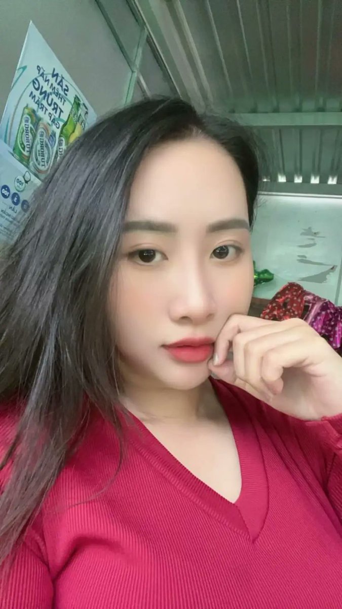 Thu Ngân tweet media
