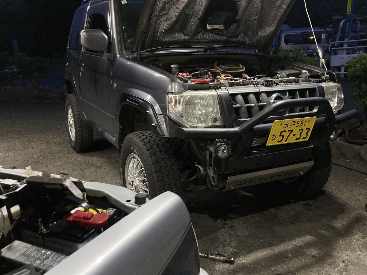 mikesukekiyo's tweet photo. ビッグホーンのお客さん次は59を仕様変更でワークスおざきデータ再書換え。現在のログをとる前にICファン不動、原因はファンリレー。リレー作動音がしていてもリレー不良はあるので作動音で決めつけてはダメ。これと別にビッグホーンの廃盤ABSリレーは敬太が用意してくれて解決 https://t.co/MYfifFNPYb