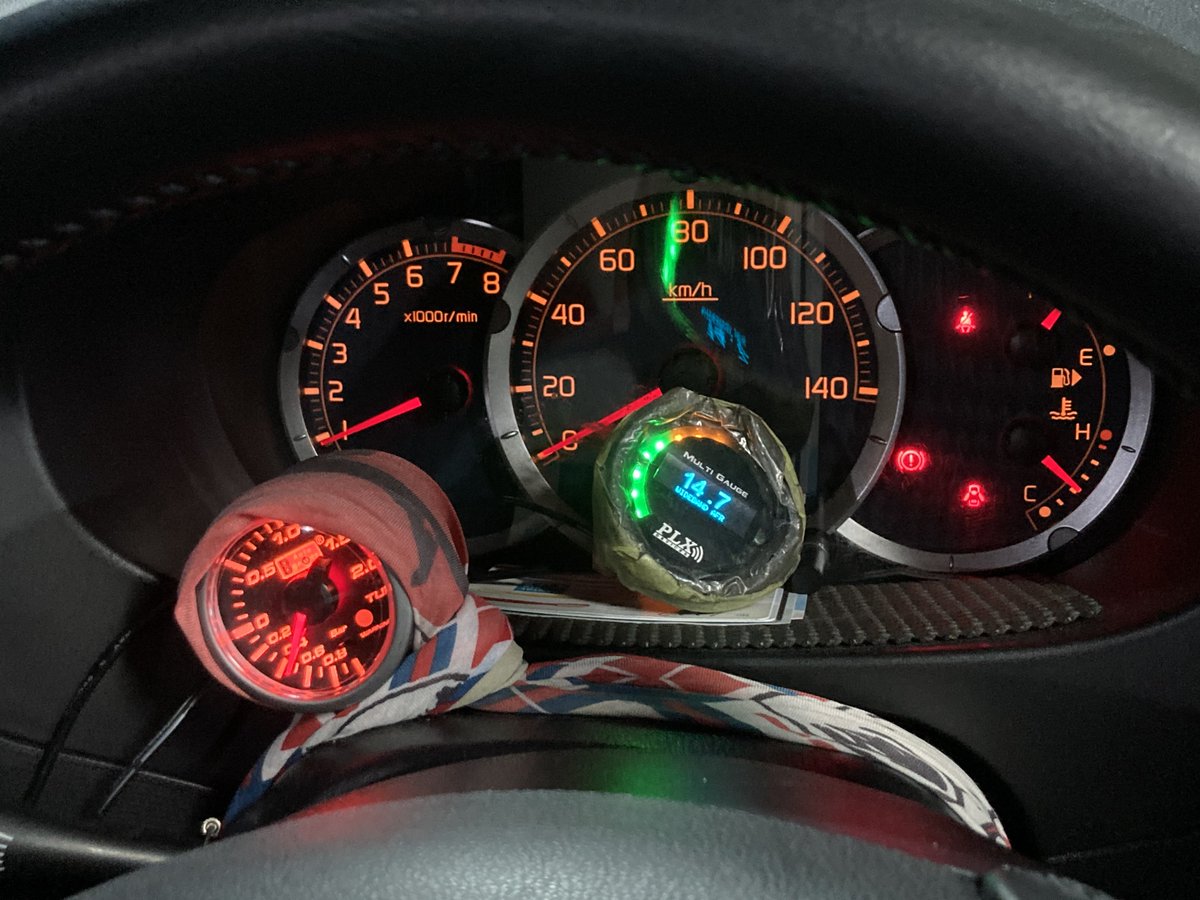 mikesukekiyo's tweet photo. ビッグホーンのお客さん次は59を仕様変更でワークスおざきデータ再書換え。現在のログをとる前にICファン不動、原因はファンリレー。リレー作動音がしていてもリレー不良はあるので作動音で決めつけてはダメ。これと別にビッグホーンの廃盤ABSリレーは敬太が用意してくれて解決 https://t.co/MYfifFNPYb
