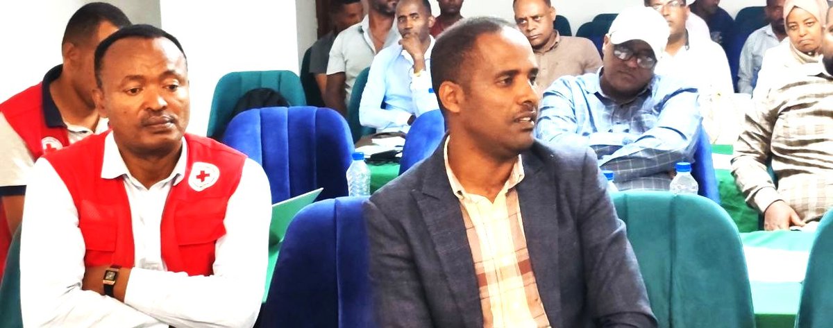 EthioRedCross's tweet photo. The Ethiopian Red Cross Society (#ERCS) in partnership with #IFRC held a two-day lessons learned workshop in #Arbaminch on disaster preparedness and response efforts  under the Ethiopia Landslide &amp; Flood Appeal Project. 🌍🚑

More: https://t.co/J3QfXsUSji

We Live for Humanity! https://t.co/LpMZkkUb6w