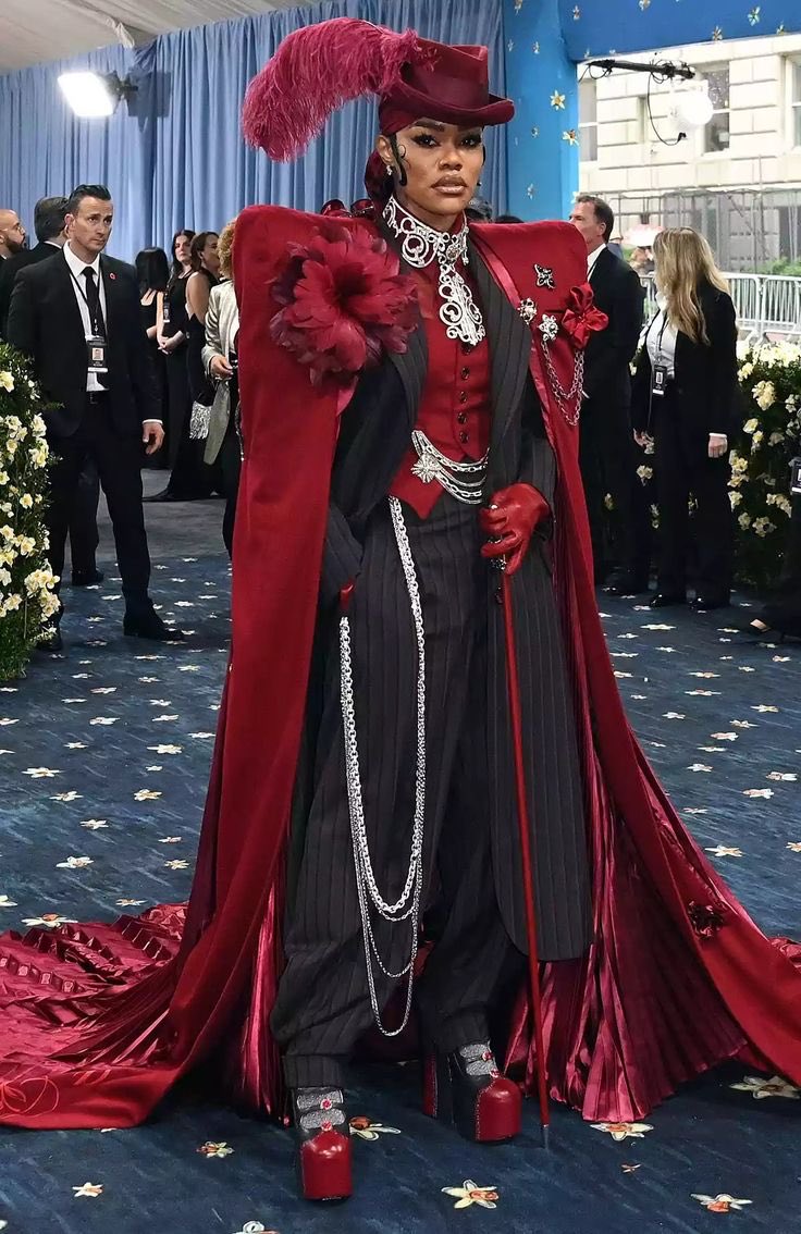 Dressed Daily tweet media