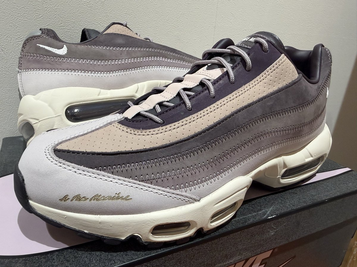 donadona_osu's tweet image. 新入荷！！AIR MAX 95 A Ma Maniére⚡️お問い合わせはdmか電話でお願いします。
#sneakershop #donadona #nike #airmax95 #amamaniere