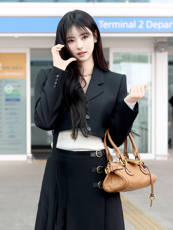 1ne_caffe's tweet image. 미야오 안나 사주

⬇️전체 글 보기⬇️
blog.naver.com/salimoon/22427…

#미야오 #MEOVV #MEOW #미야오안나 #MEOVV안나 #안나사주 #미야오안나사주 #사주 #사주팔자 #사주해석 #사주상담 #인터넷사주 #아이돌사주 #을목일주 #을사일주 #정인격 #상관패인