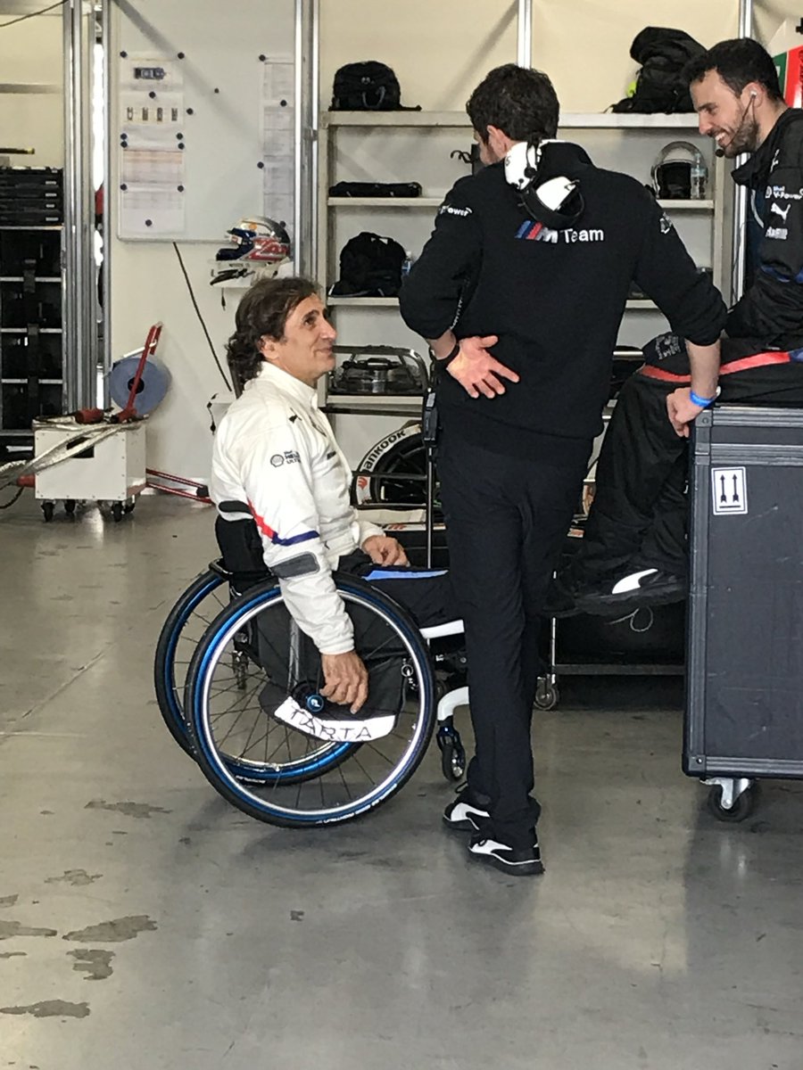 Saku_Ramone's tweet photo. alex....
#zanardi https://t.co/cK3eF0tPte