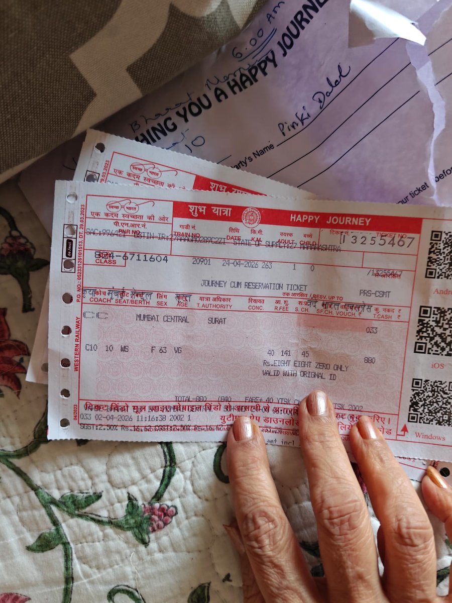 pinkidalal's tweet photo. @RailwaySeva Could not Message you. It's not going. Give your other contact pl. Thx . I am posting my tickets here not phone number https://t.co/czcT1p9zCa