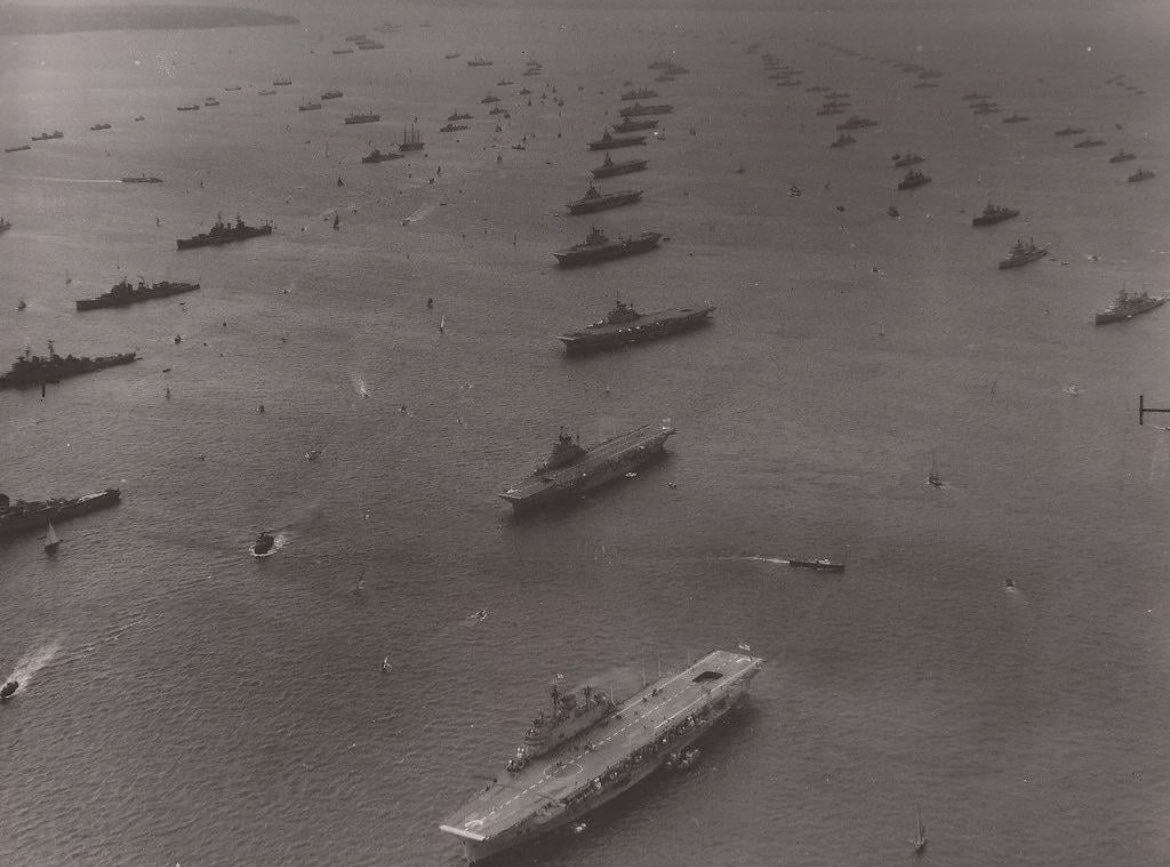Empireaesth's tweet photo. The Coronation Fleet Review (1953) https://t.co/AWa8rEyjy0