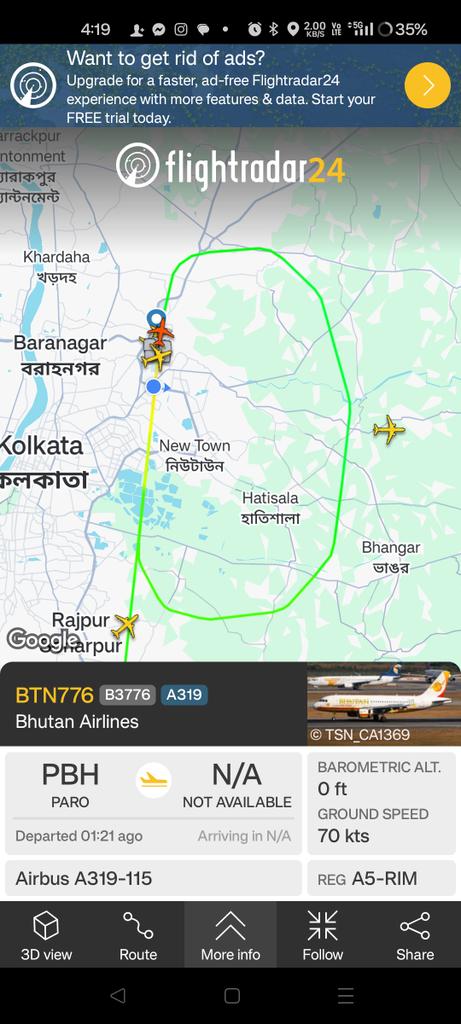 RaviGoenkaWUI's tweet photo. Opened the Flightradar app to witness a serious fault on the ground as an Indigo airbus A320 from Kolkata to Gorakhpur was already on the runaway preparing for takeoff, where possibly the Druk air was supposed to land God was kind enough to avert the disaster at verylast moment https://t.co/1HVawaKX3S