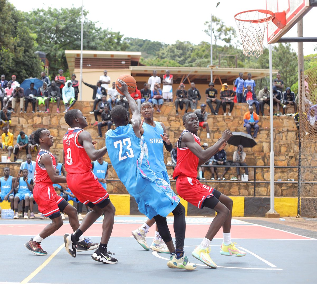 USSSAOnline's tweet photo. USSSA BALL GAMES I 2026 - Day Three

BASKETBALL BOYS

St Henry's College Kitovu 37 - 21 London College 

Namilyango College 27 - 21 Forest Hill Mukono

Masaka SS 27 - 23 Jinja College 

📍UCU Basketball Courts Mukono

#USSSABallGames2026 https://t.co/aAYnluvy9X