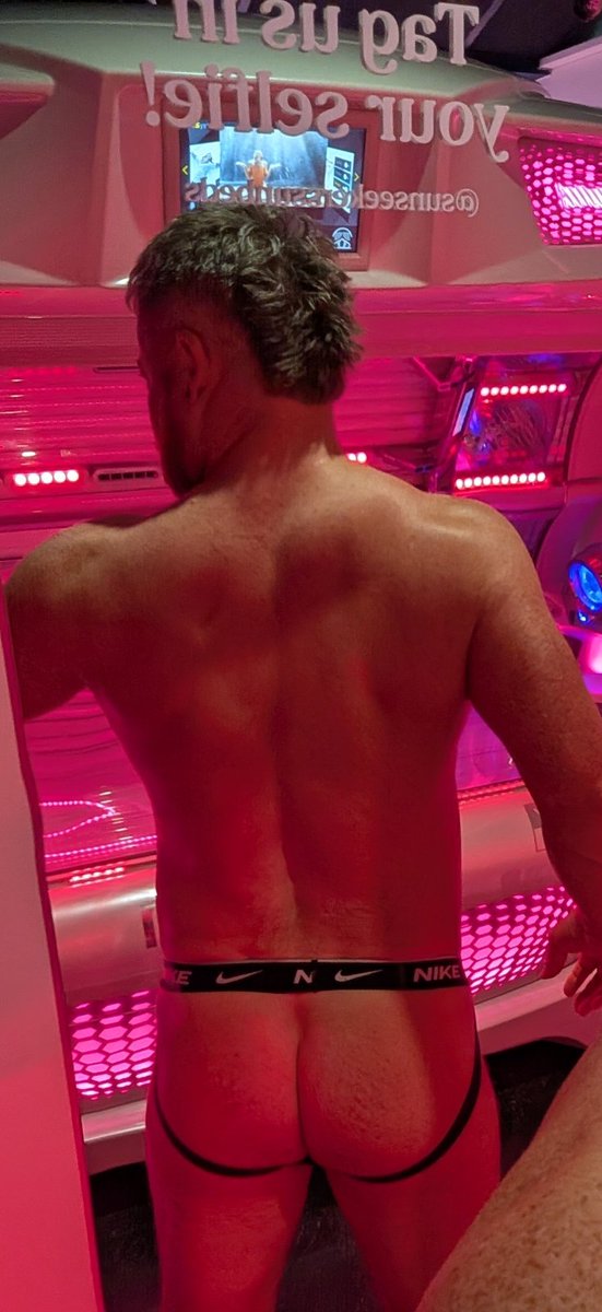 AltBass's tweet photo. Backs looking good today 💪🏼 https://t.co/3cJHeRHybk