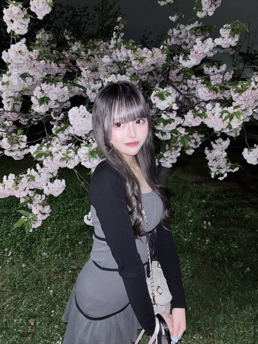 あと4日後にデビューするアイドル💘