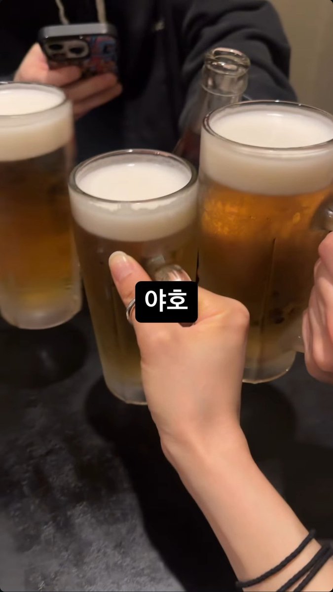 파아랑 tweet media