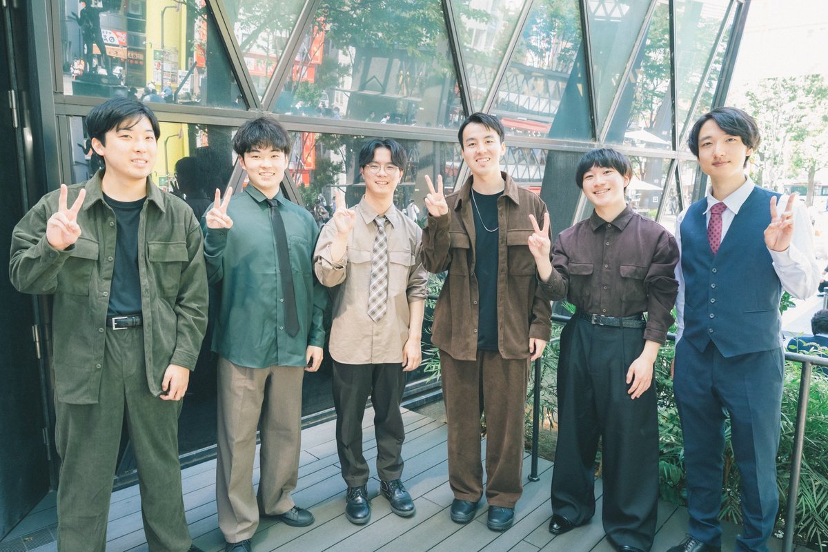 lastnote_TFC's tweet photo. ⬜️⬛️⬜️⬛️⬜️⬛️⬜️⬛️⬜️⬛️⬜️⬛️⬜️
　　　　　ユニストEX出演

　　　　　私たちLast Noteは、
　　　ユニストEXに出演しました！
　　　　とても楽しく歌えました！

　　　　🎵ハナミズキ/一青窈
　　　　🎵アルデバラン/AI

       #ユニストEX #ユニストハイライト
 ⬜️⬛️⬜️⬛️⬜️⬛️⬜️⬛️⬜️⬛️⬜️⬛️⬜️ https://t.co/G8KkIKmotH