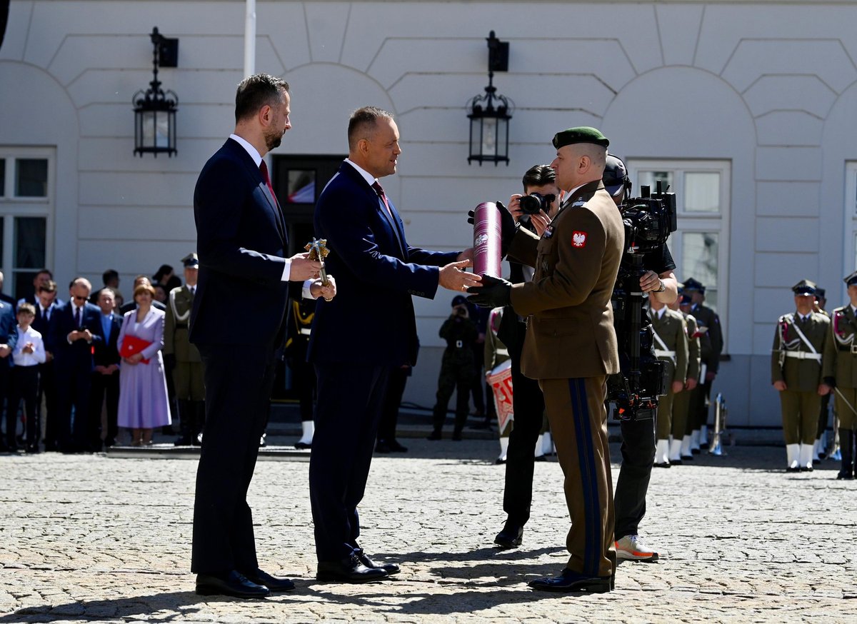 Dowództwo Generalne tweet media