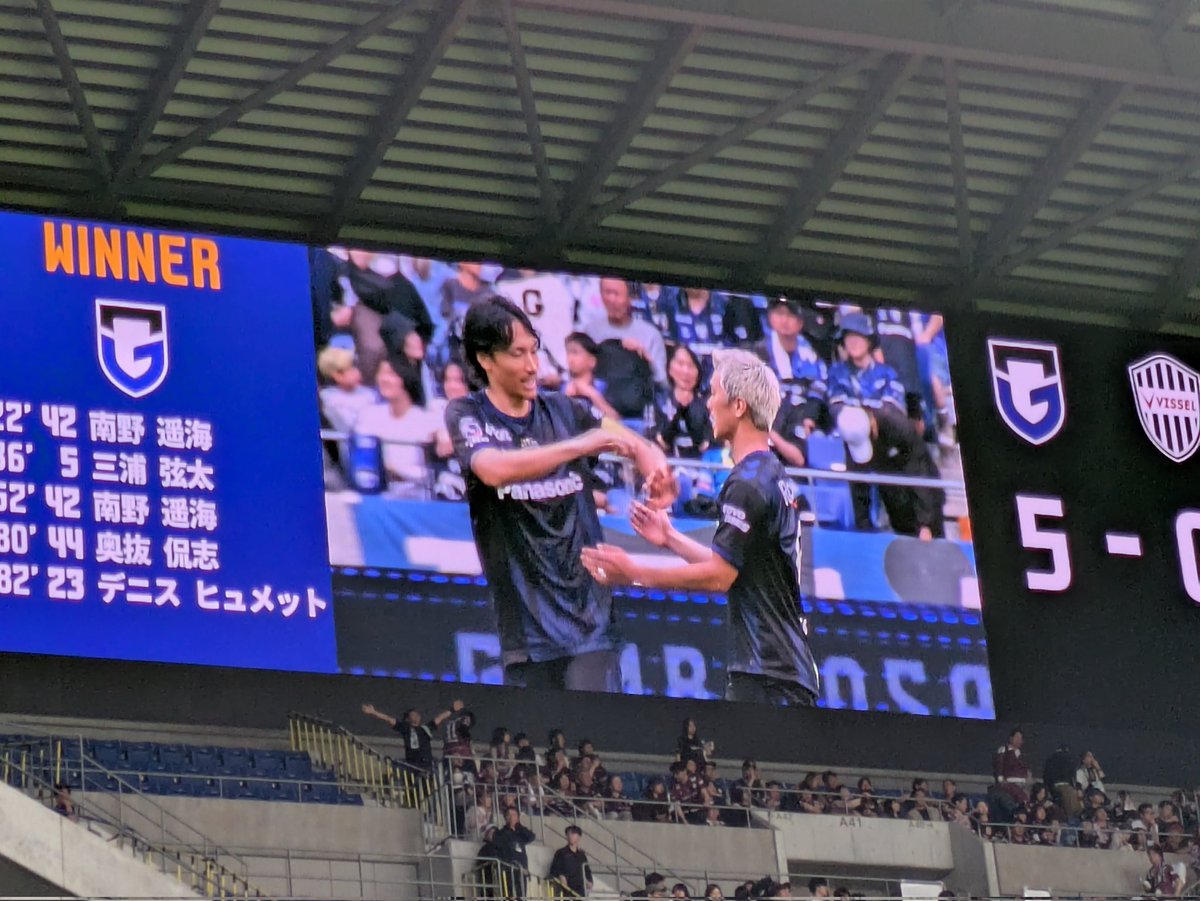 りっこ tweet media