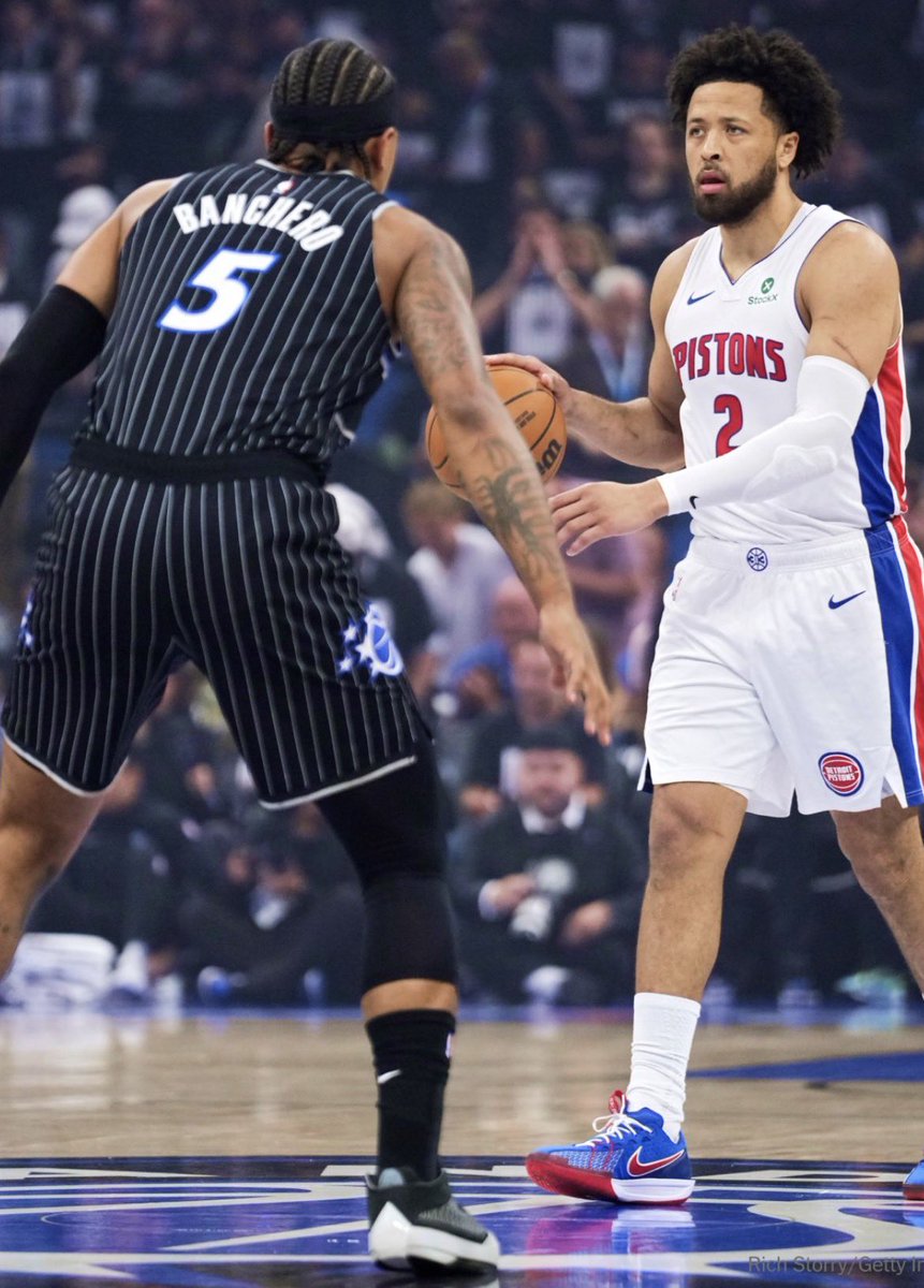 carlesortiz's tweet image. Cade in Pistons’ #NBAPlayoffs G6 comeback W at ORL:

32 PTS (19 in the 4th), 10 REB, 4 STL

&amp;gt; 1st Piston since Isiah w/ a 30-10 elimination game

&amp;gt; leads the PO in total PTS

&amp;gt; outscored the entire Magic team in the 2nd half (24-19)

[per @statmuse, @realapp]
#DetroitBasketball