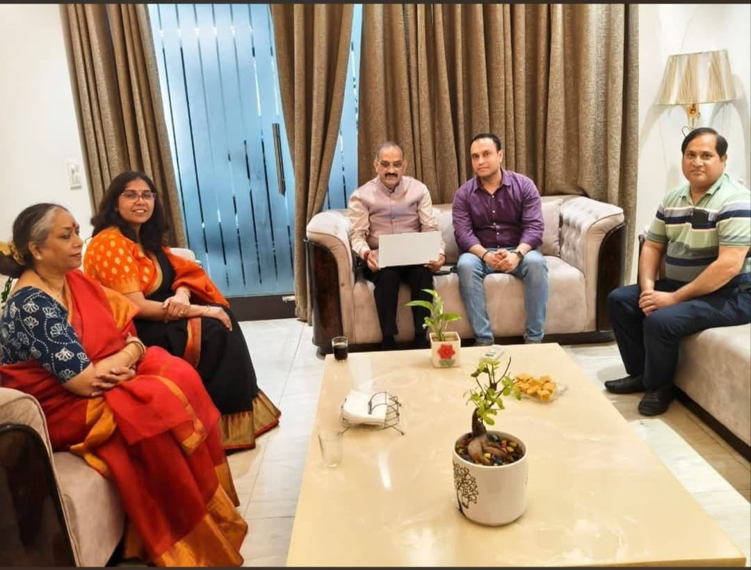 MunirkaSchool's tweet photo. Hon’ble MLA (RK Puram) Sh. Anil Sharma ji completed his self-enumeration today as the Census 2027 drive continues across all @MCD_Delhi wards.
This digital-first initiative gives citizens the power to submit their household details, ensure every resident is accurately counted. https://t.co/BOfbrsP7Gm