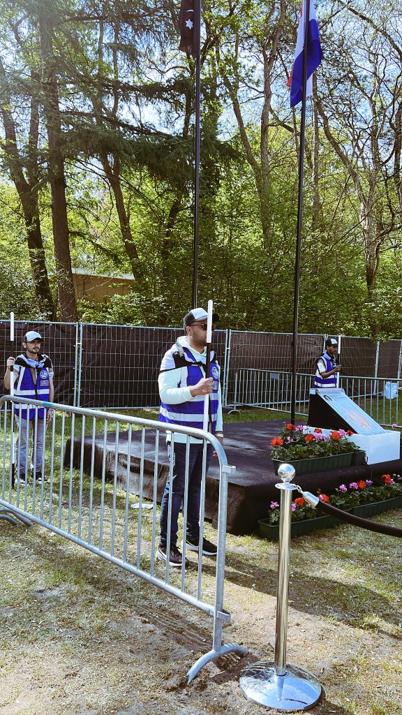 TahirSiddiqui93's tweet image. Grateful to be entrusted with flag hosting security duty at Jalsa Salana Netherlands 🇳🇱✨ Serving with humility, unity, and devotion—an unforgettable moment. 🤍 #JalsaSalana #Netherlands #Service #Faith #Unity #Gratitude