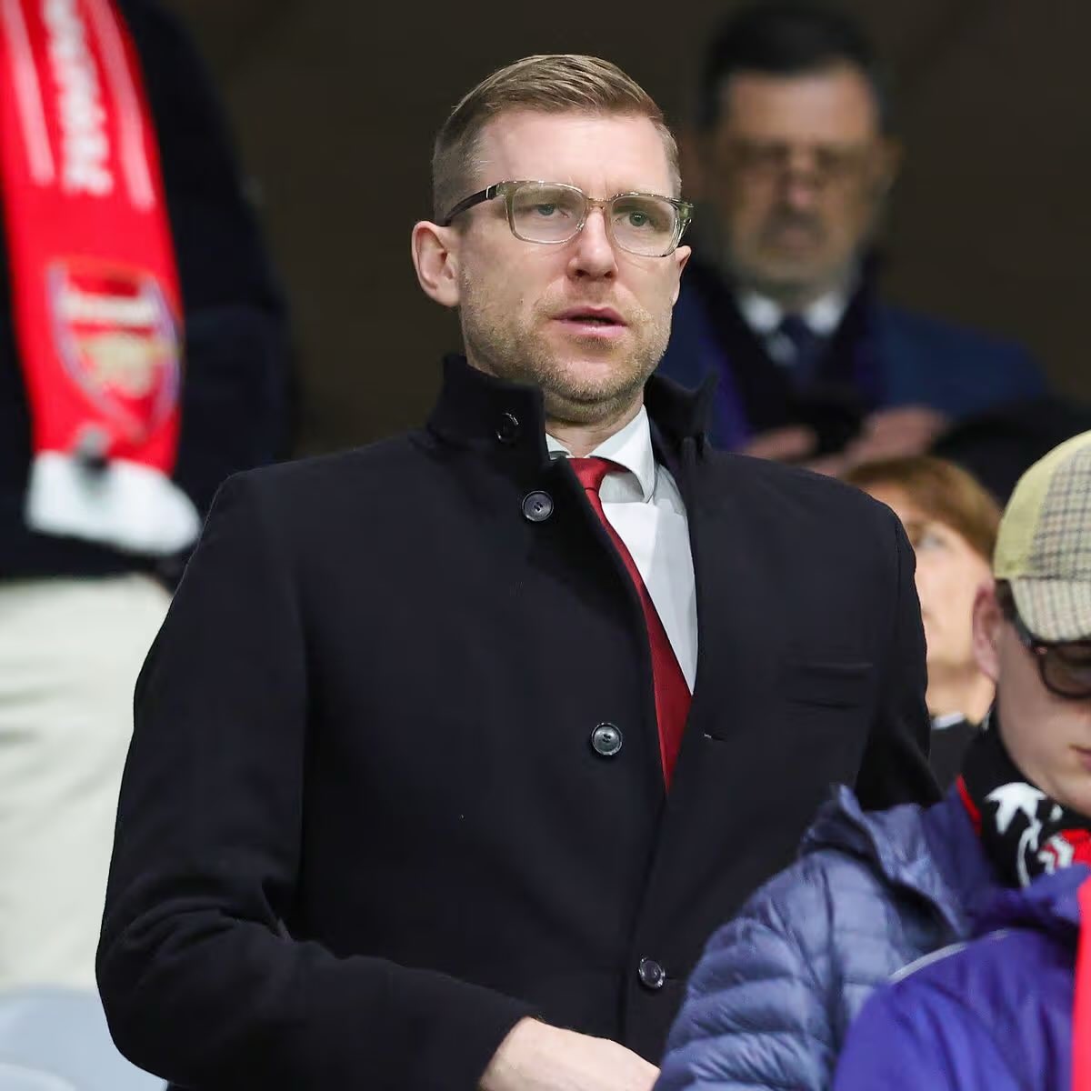 afcstuff's tweet photo. 🚨 Per Mertesacker will be presented on the pitch before kick-off against Fulham at the Emirates Stadium today, marking the end of his 15-year association with the club. ❤️🇩🇪 [@REDactionAFC] https://t.co/SgOsMsQ6Ow
