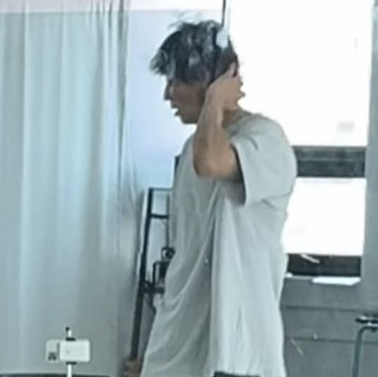 춤연습하는 강동원 실존...🥹
