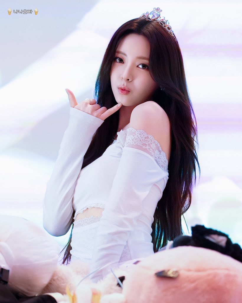 나나 오빠 🍦 tweet media