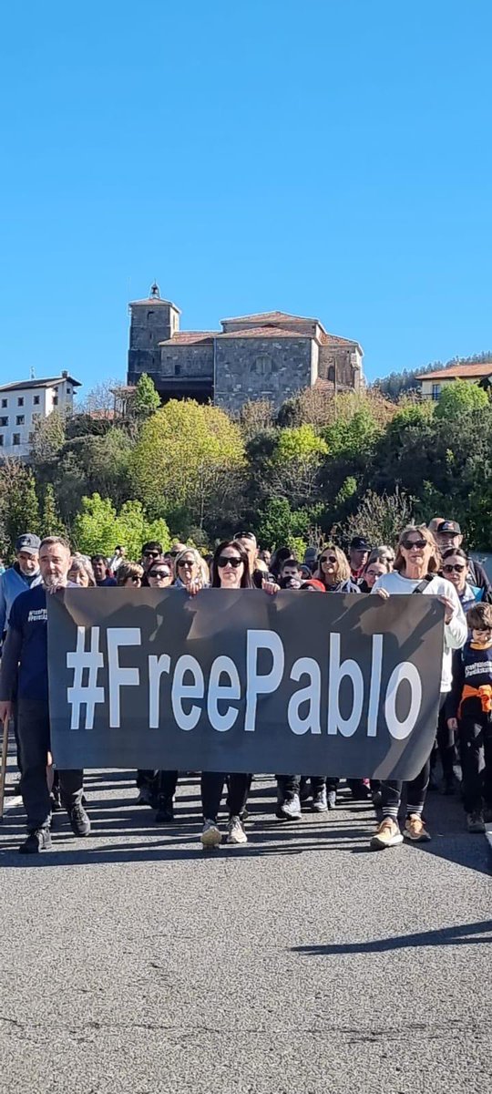 zemantomas's tweet photo. #FreePablo along with Assange and Snowden, right? 10/n https://t.co/eJCjBhhYIq