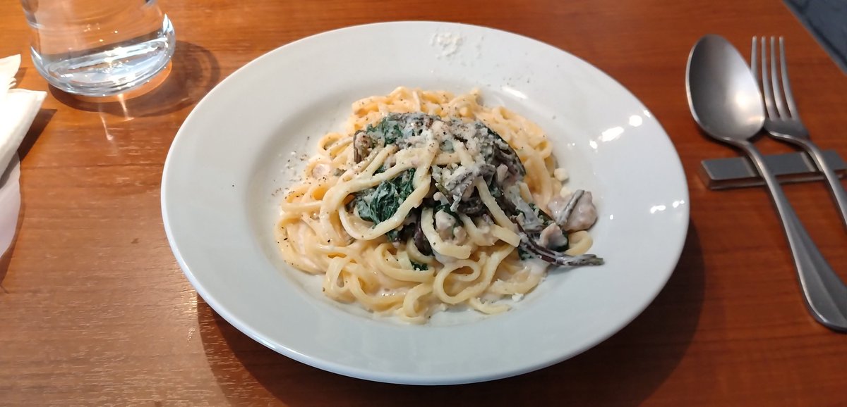 harahara08's tweet image. Lunch at Ponte in Kawaguchi city, i wanted to go there. pasta is excelent. i wanna be bach here at night.
#foodie #lunch #pasta #ponte #kawaguchi #ポンテ