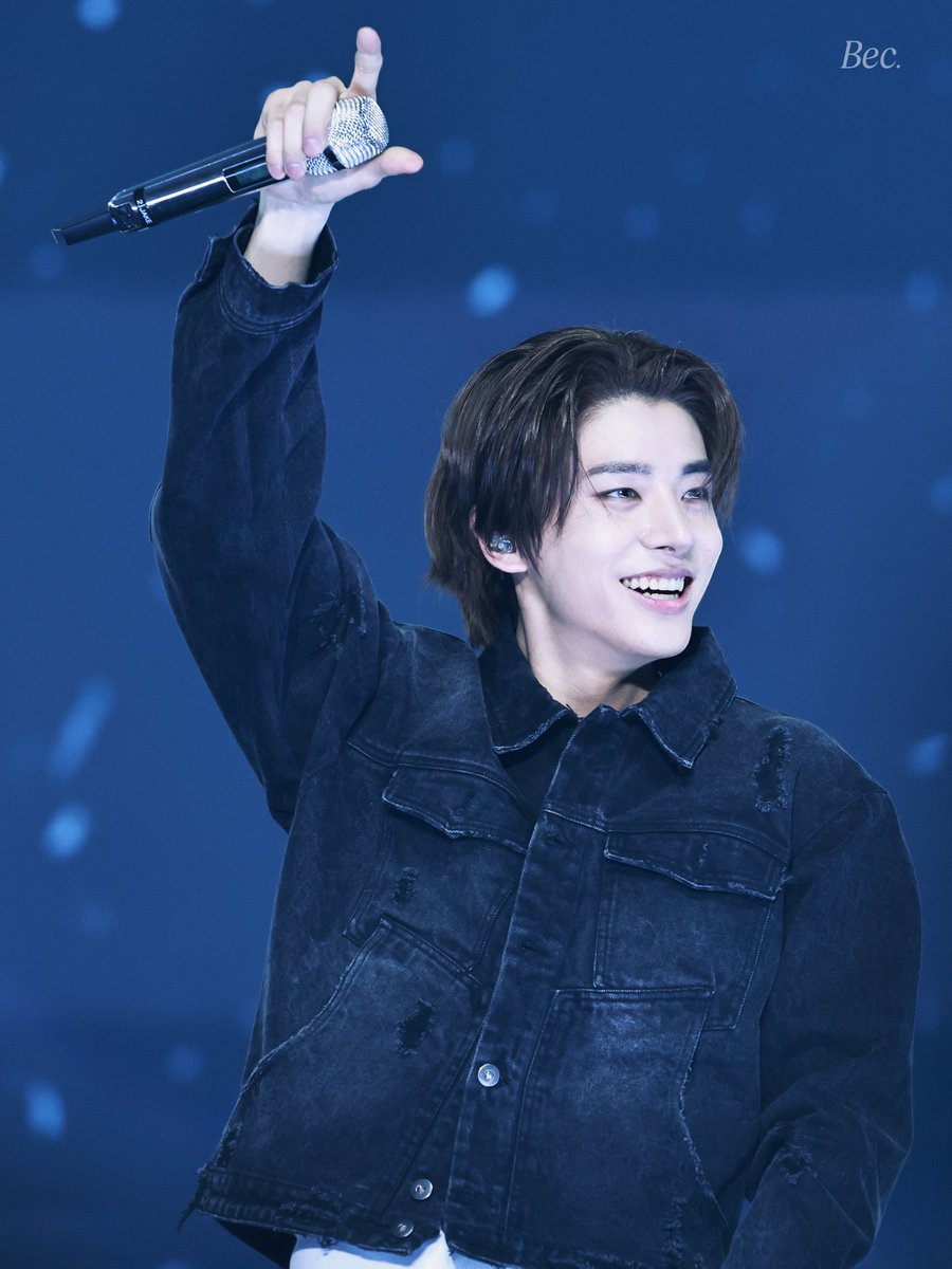 Bec. ૮ฅ・ﻌ・აฅ tweet media