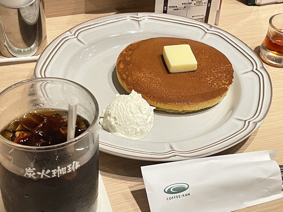 Dumpbulb's tweet photo. パンケーキでも見ていって https://t.co/qXnKtXQfgF