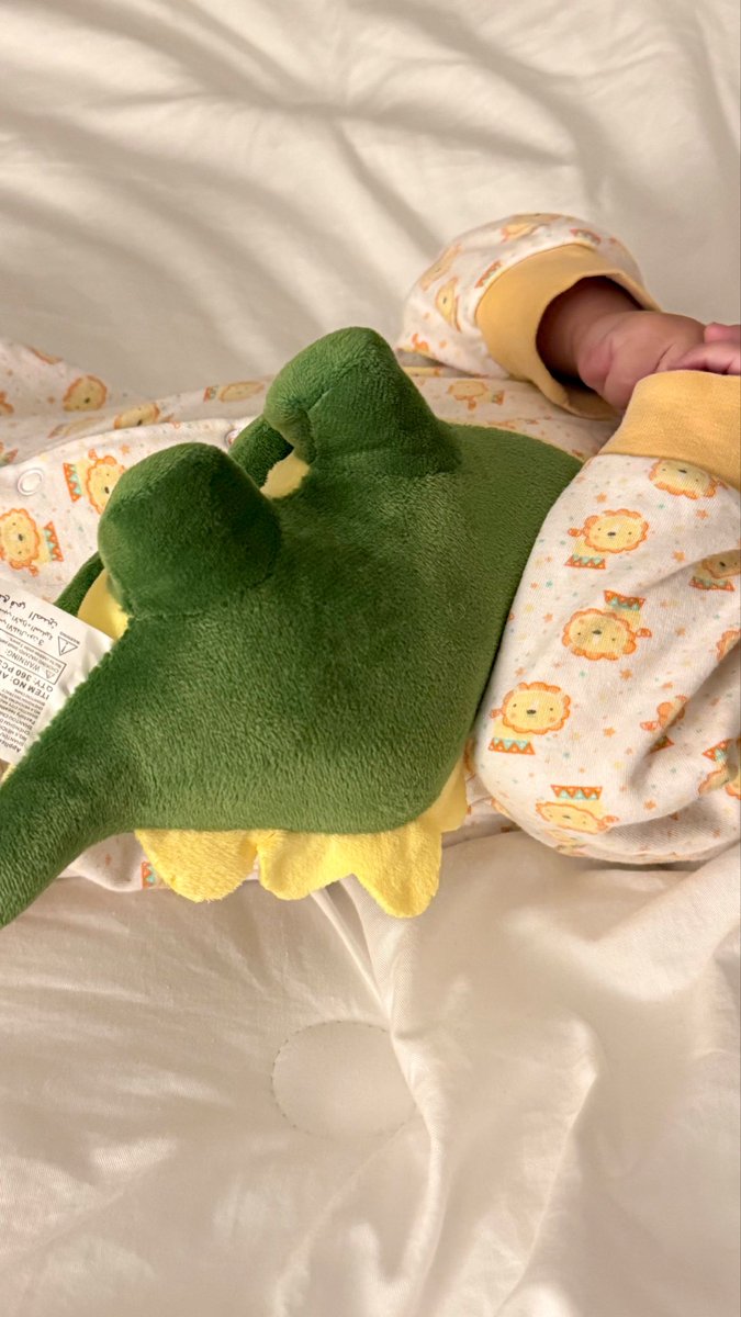 manor_ja's tweet photo. Full day of mommy 🥹💛 https://t.co/HbdLgW3sg0