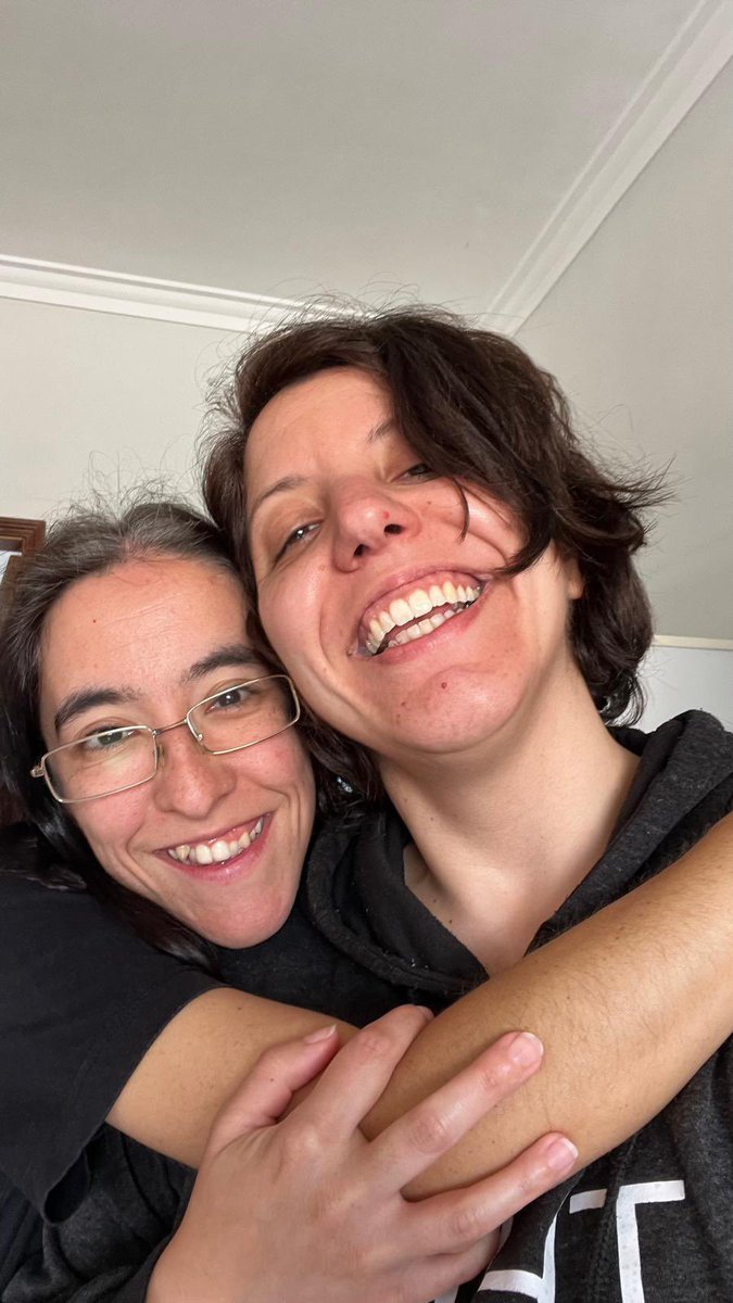 PatCecilia's tweet photo. Feliz 37 primaveras, meu amor ❤️ amo-te muiiiito 🎂 @Alex_CC_ https://t.co/rihN0PwPQ5