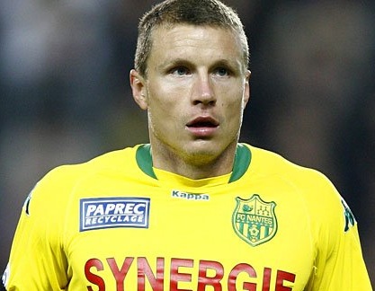 FC Moyen tweet media
