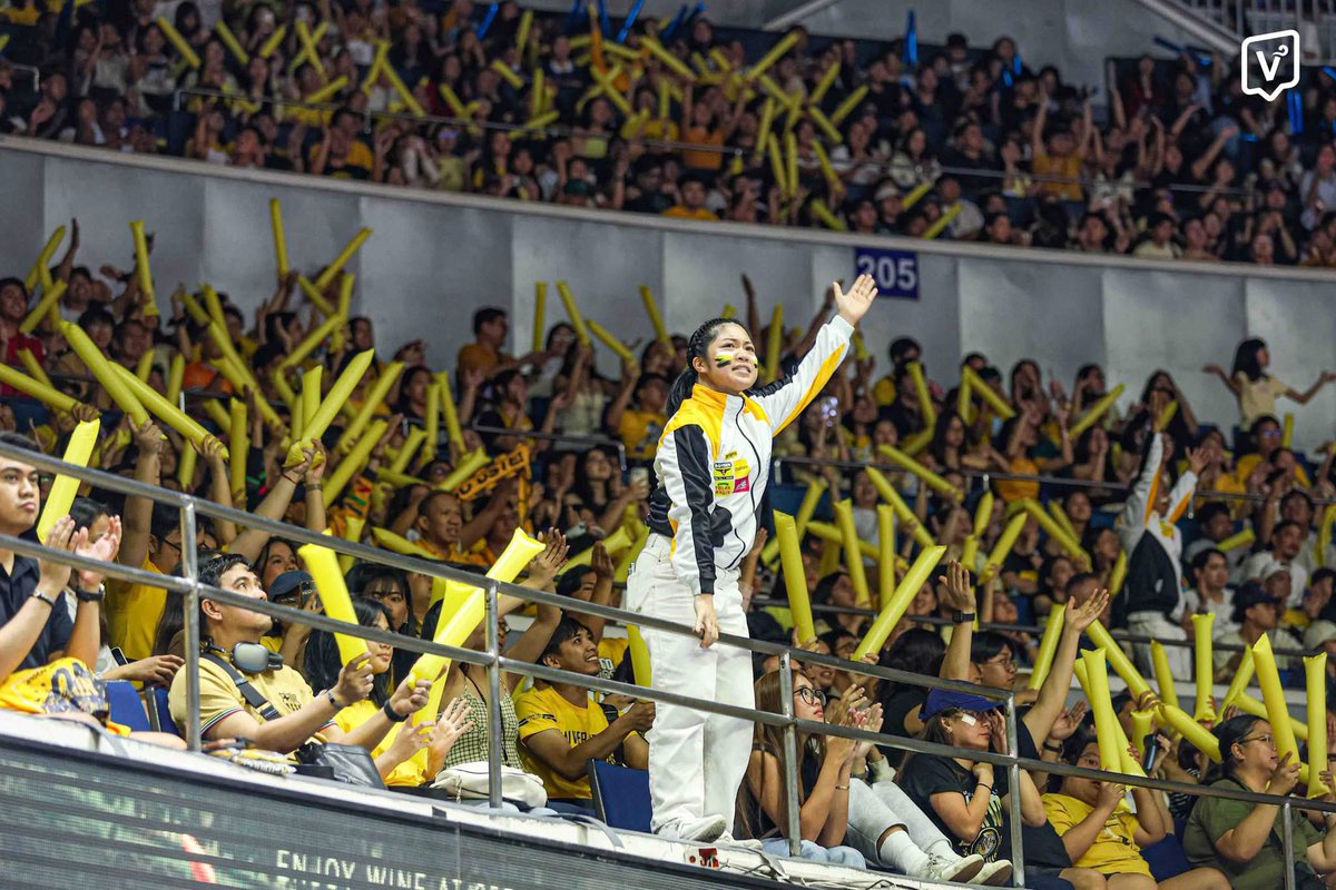 hee4th's tweet photo. thank you also sa YJ, for representing UST all season! you really brought the energy and heart every single game. 🐯💛 

#UAAPSeason88 https://t.co/frULMMR6ak
