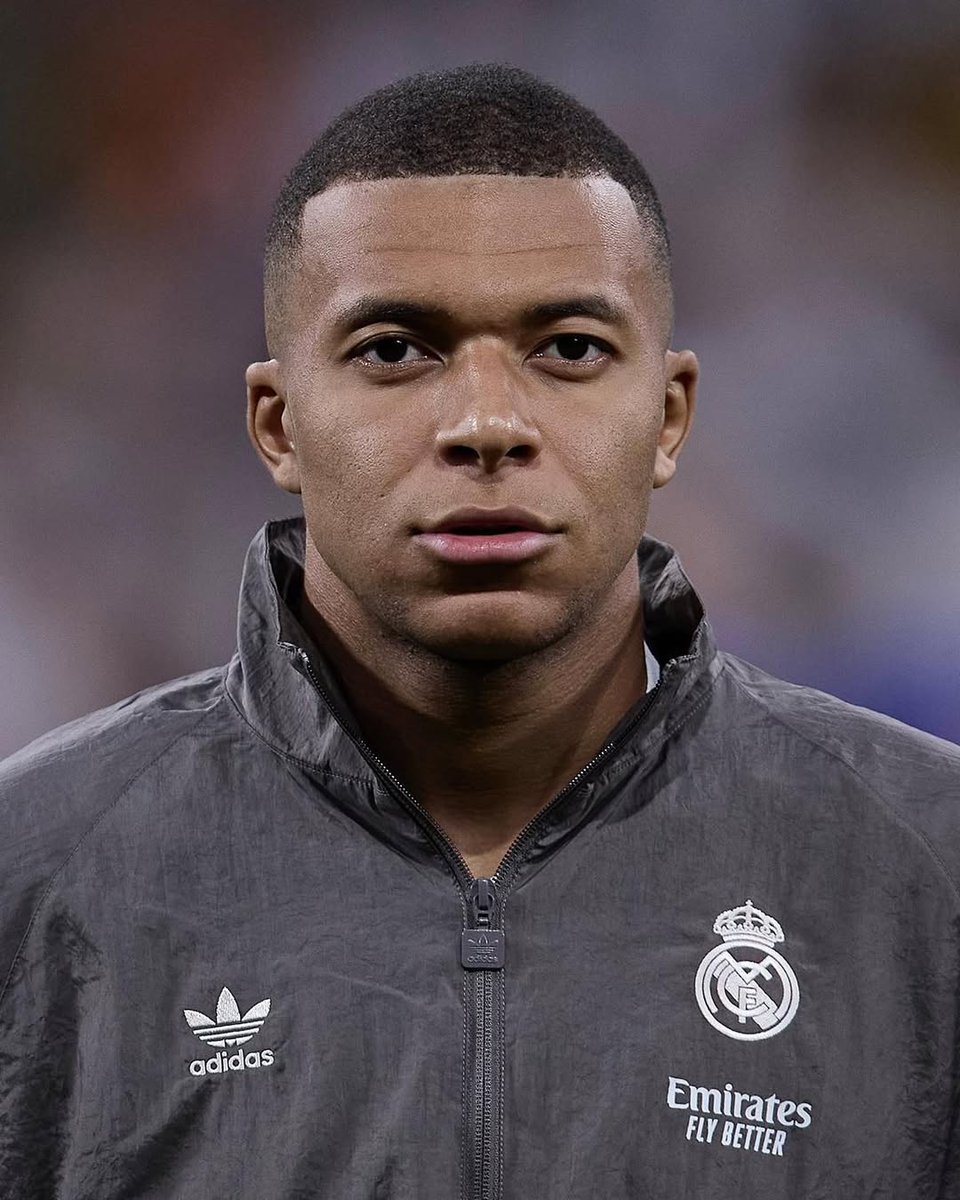 The Touchline | 𝐓 tweet media