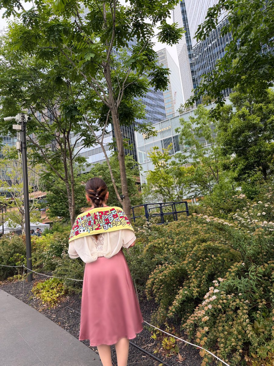 ki_yuk_'s tweet photo. Novelbright SPECIAL LIVE 
from MIDORI FES

フリーライブ🎤

5.2 グラングリーン大阪 

友達の結婚式終わって梅田に向かって
ギリギリに着いたら、想像以上にたくさんの人がいて🔥

楽しい30分間だったな〜🙌

ステージから離れて観てたから遠いけど、
撮可📸のアイビー、透明🫶

#Novelbright https://t.co/io9wcYAC6X