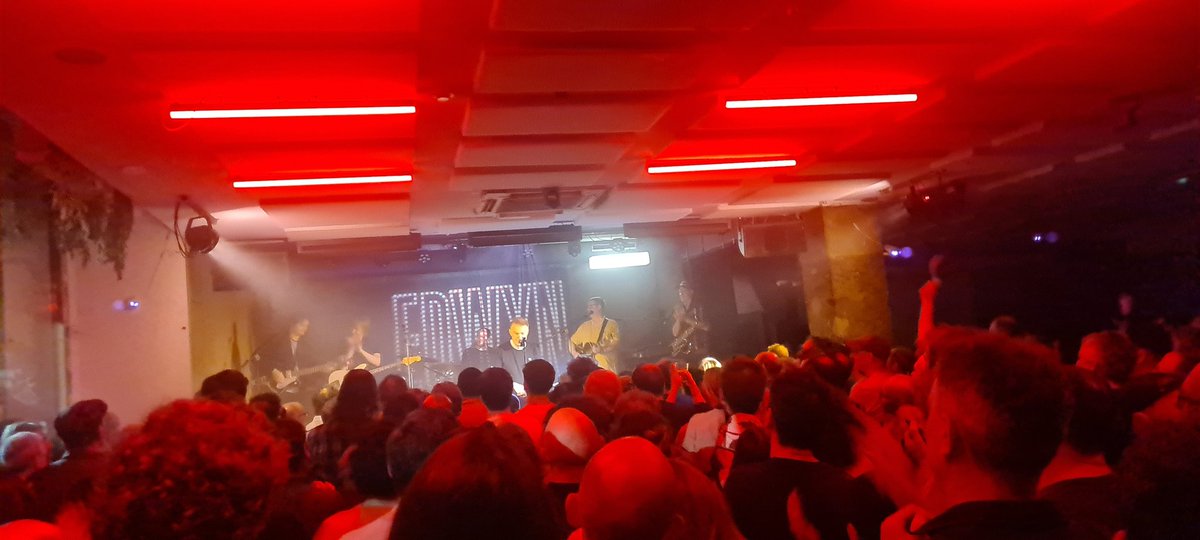 AndrewNield7's tweet photo. @JayneMoobs @EdwynCollins @ColinSphoenix Bang on form last night..🤩🤩 https://t.co/hJ8WPmEAoe