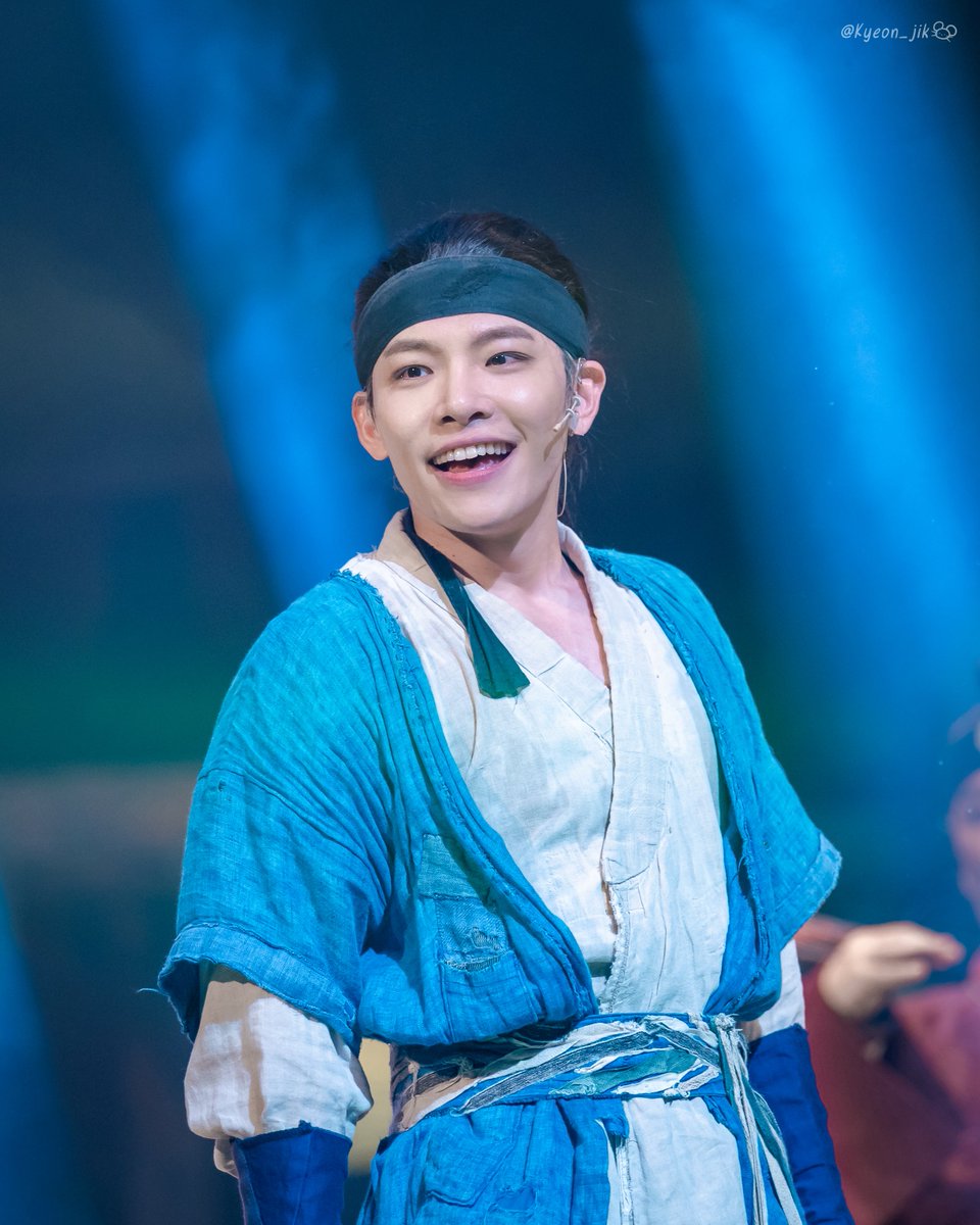 뮤찍 tweet media
