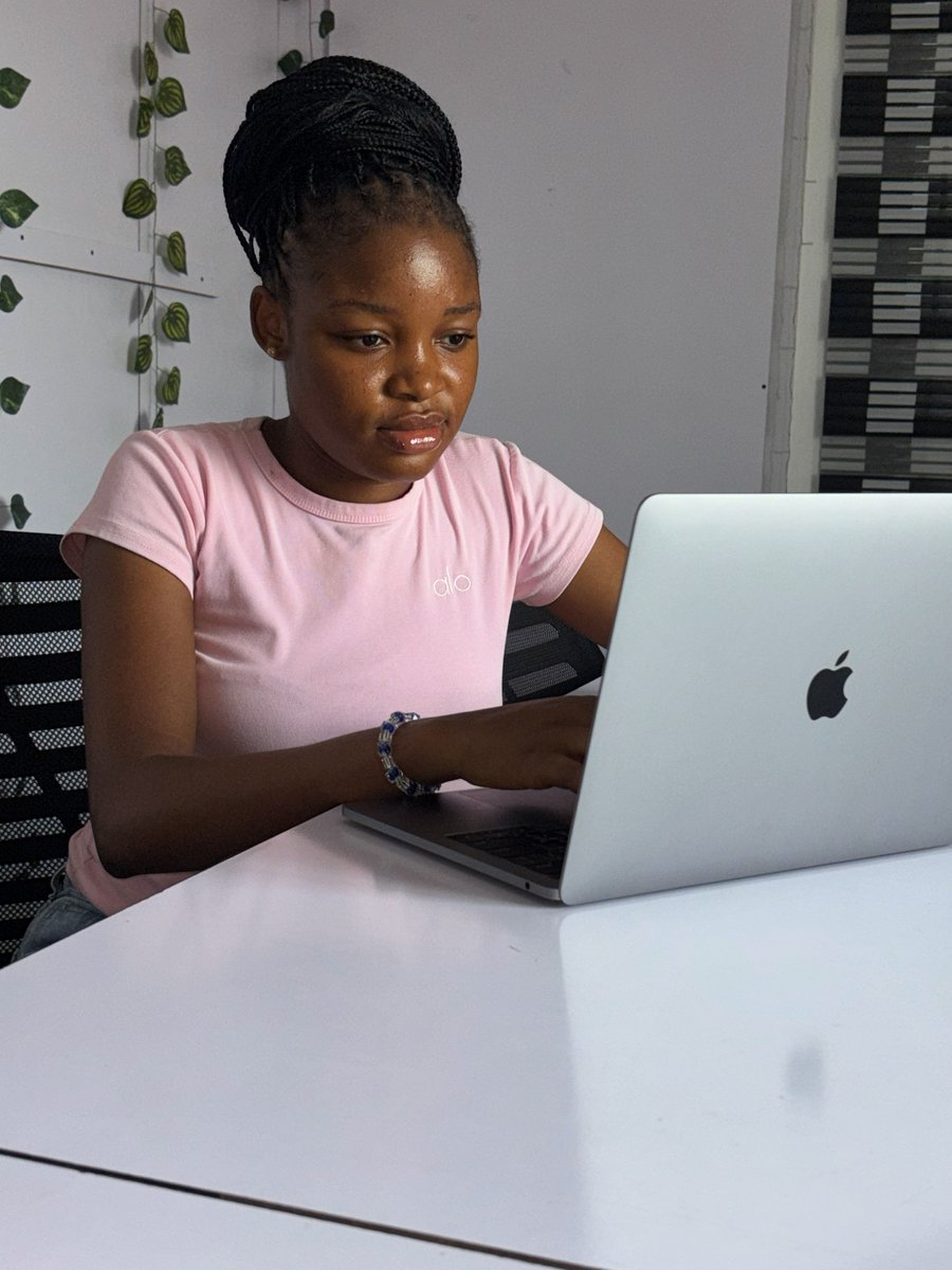 bracketstechhub's tweet photo. Another day, same mission.

Quiet grind, sharp focus, real skills loading…
No rush, just consistency and real progress.

#fyp #techlife #tech #viral #akure
Portable Atiku HappyNewMonth Asake Amen Fulham Autopsy ChaosInTheRing PeterObi AnthonyJoshua Zion Higuain WemaAt81 https://t.co/46b7me1Wkq
