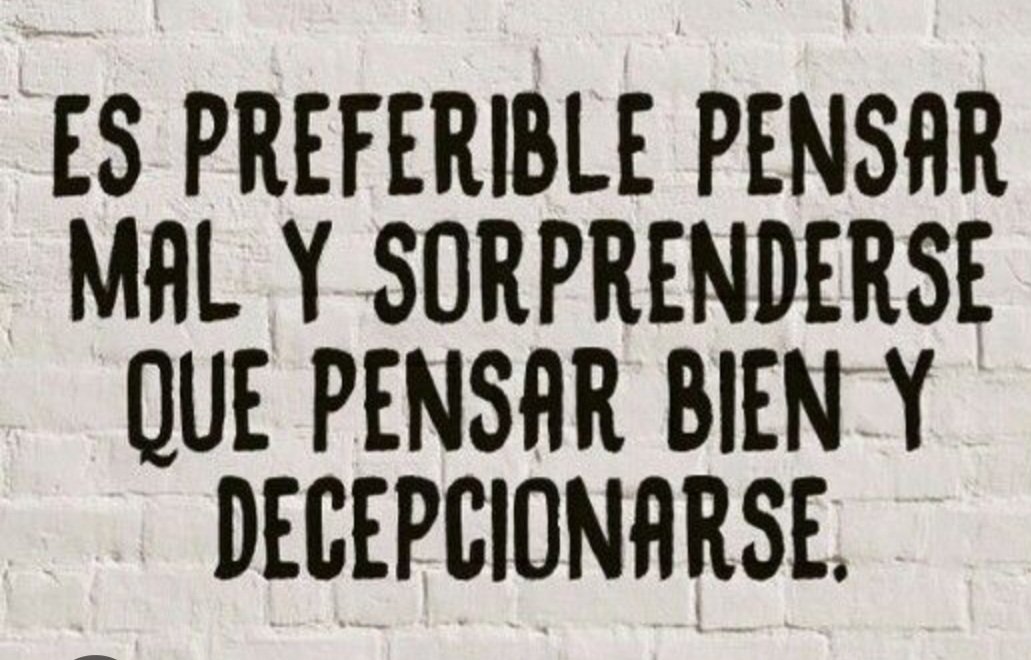 PedroEliasG's tweet image. #Caracas #Maracaibo #Zulia #Venezuela 
El afán de algunas entidades bancarias por la venta de dólares, 
Ese "repentino" interés me parece algo extraño, aunado a "problemas" con las tarjetas virtuales, pago móvil, App.