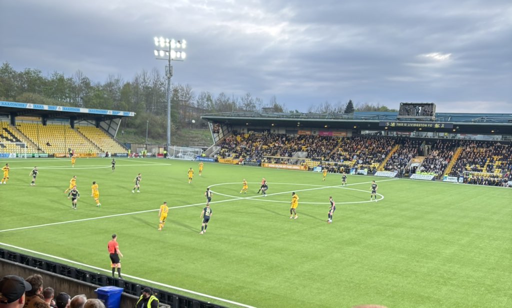 stevie_afc1903's tweet photo. Livingston (a) https://t.co/xGe4eEw6Kv