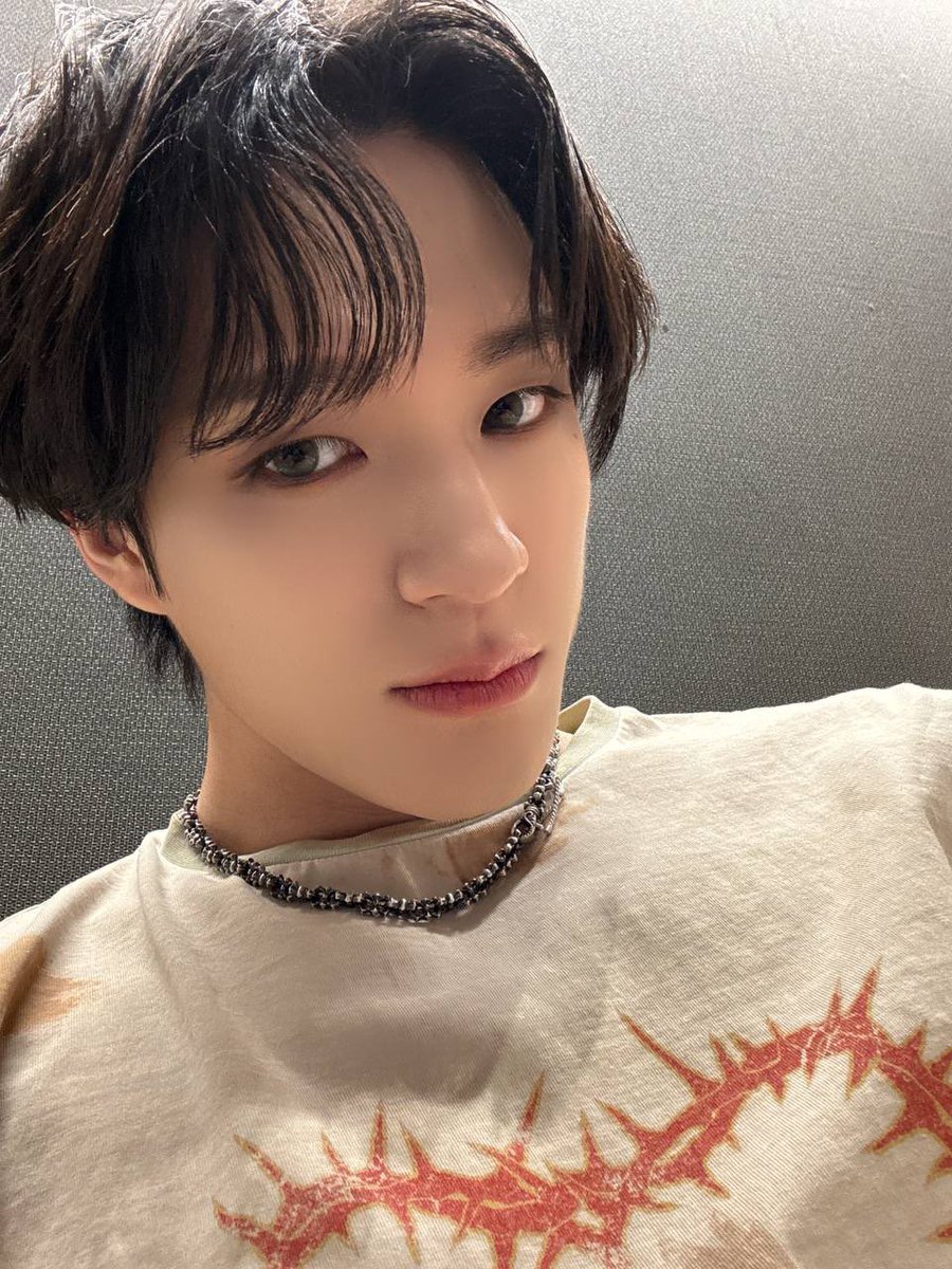 JENO SOLO 🔜 tweet media