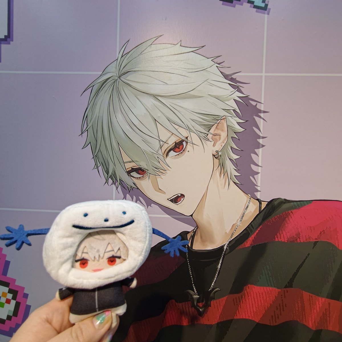 cha_ppppy's tweet photo. 襟にさりげなく石田かわいっ

#VSせめよん #にじさんじ https://t.co/iJ6GdW4HDL