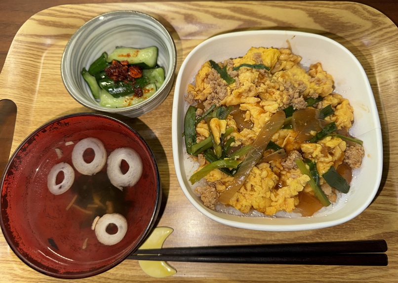 nari_hoshi57923's tweet image. 今日は程々に雲が沸けど程なく良いお天気でｗ 晩ごはんは、ニラ玉丼ｗ ブログも更新したのでプロフ経由で是非見てみてね＼( 'ω')／
#blog 
#晩ごはん