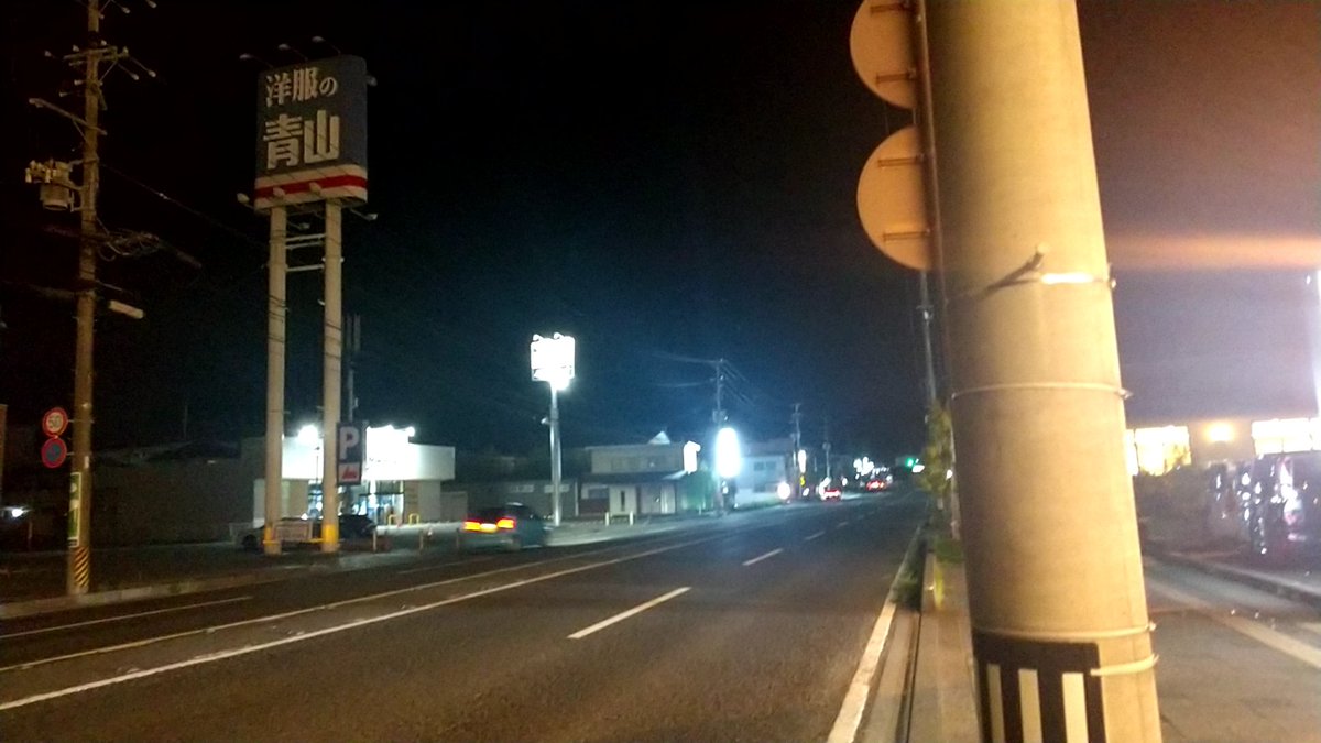 変態先生改め変わった態度先生改めよしまさくん改め変態先生Jr.改め初代けつロケット改め年齢詐称先生 tweet media
