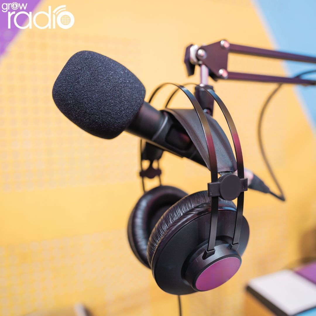 GrowRadioUK's tweet image. With so many factors going into having your own podcast, here are 10 ways you can look at that will save you time when you’re creating your Podcast. 

Take a look here in this blog 👉 buff.ly/RCZYsuC 

#Podcast #Podcasting #PodcastTips
