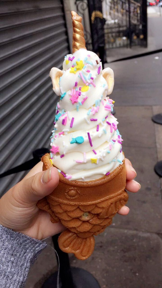 bilbilbites's tweet image. 🧁🦄。ﾟ+｡:. BUILD YOUR UNICORN ICE CREAM CONE: FUN FOOD POLL
#Unicorn #Taiyaki #IceCream #InteractiveThread #FoodPoll