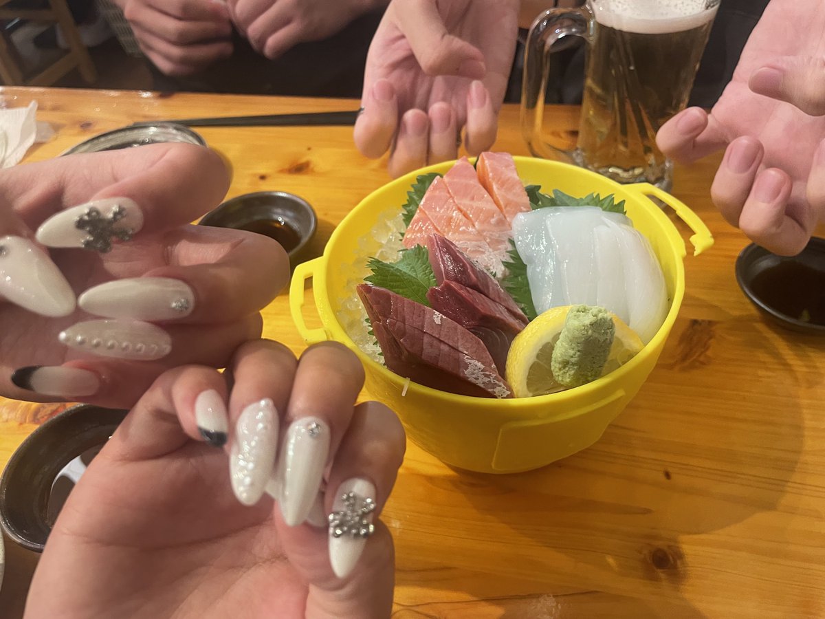 saaaako_mc's tweet photo. 寝坊しても酒は飲めます‼️
飲ませてください‼️ https://t.co/CQU6ODuV0M