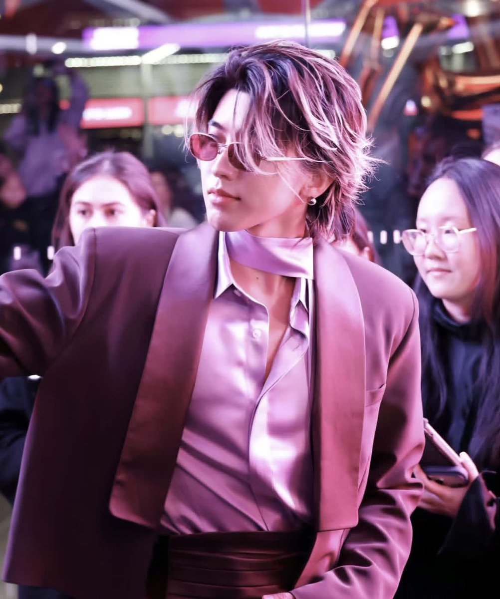 Alemode_'s tweet photo. Cai Xukun at the Vogue pre-Met Gala party in New York City. https://t.co/buhhkuFygX